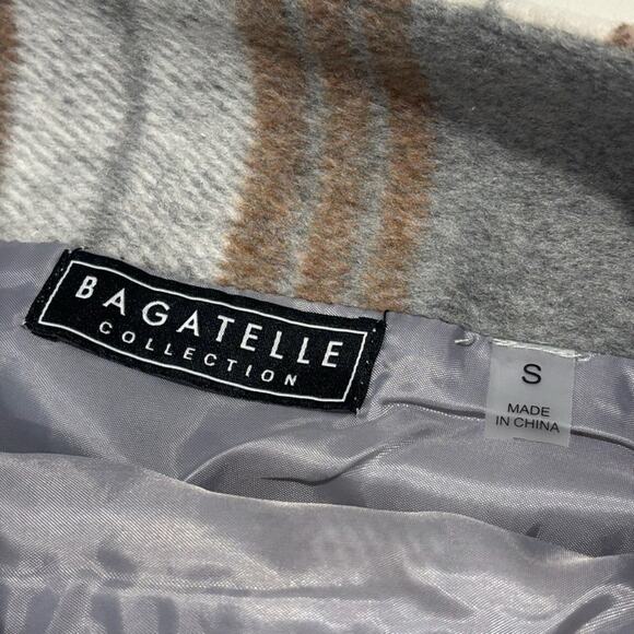 Bagatelle Collection Gray Brown Plaid Asymmetric
Hem Mini Skirt NEW Size SMALL - Picture 3 of 10